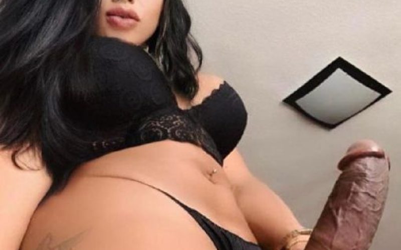 Attiva e passiva, super femminile, viso incantevole