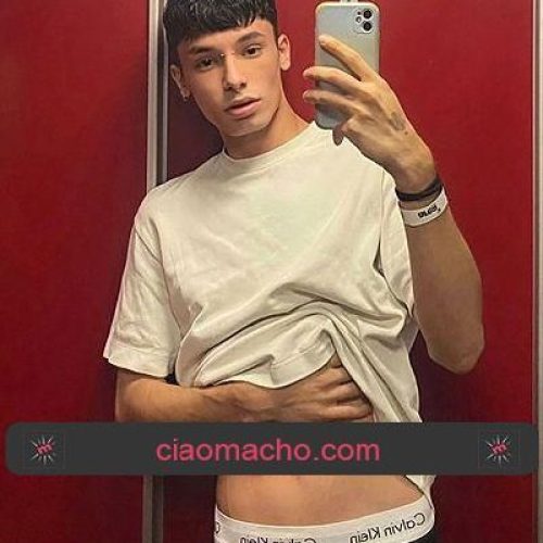 ★ ANGELO. BELLISSIMO TWINK MAGRO. QUI SOLO VIDEO E SPETTACOLI WEB CAM.   MOLTO DOTATO XXL :)   ★ SOLO VIDEO, SOLO VIDEO HOT LUNGHI E SPETTACOLI LIVE