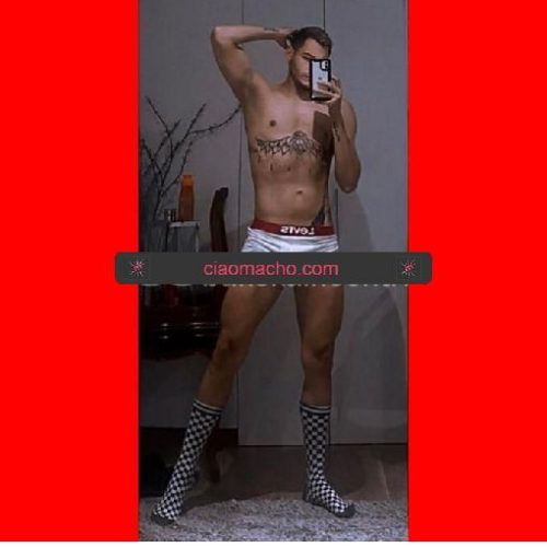 Torino  RAMSES RAGAZZO VENEZUELANO   VERSATILE
UN TUTTO FARE  FOTO REALE
