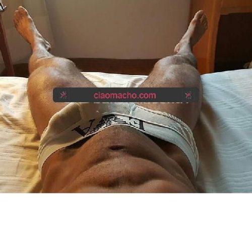 RAGAZZO MASSAGIATORE ITALIANO